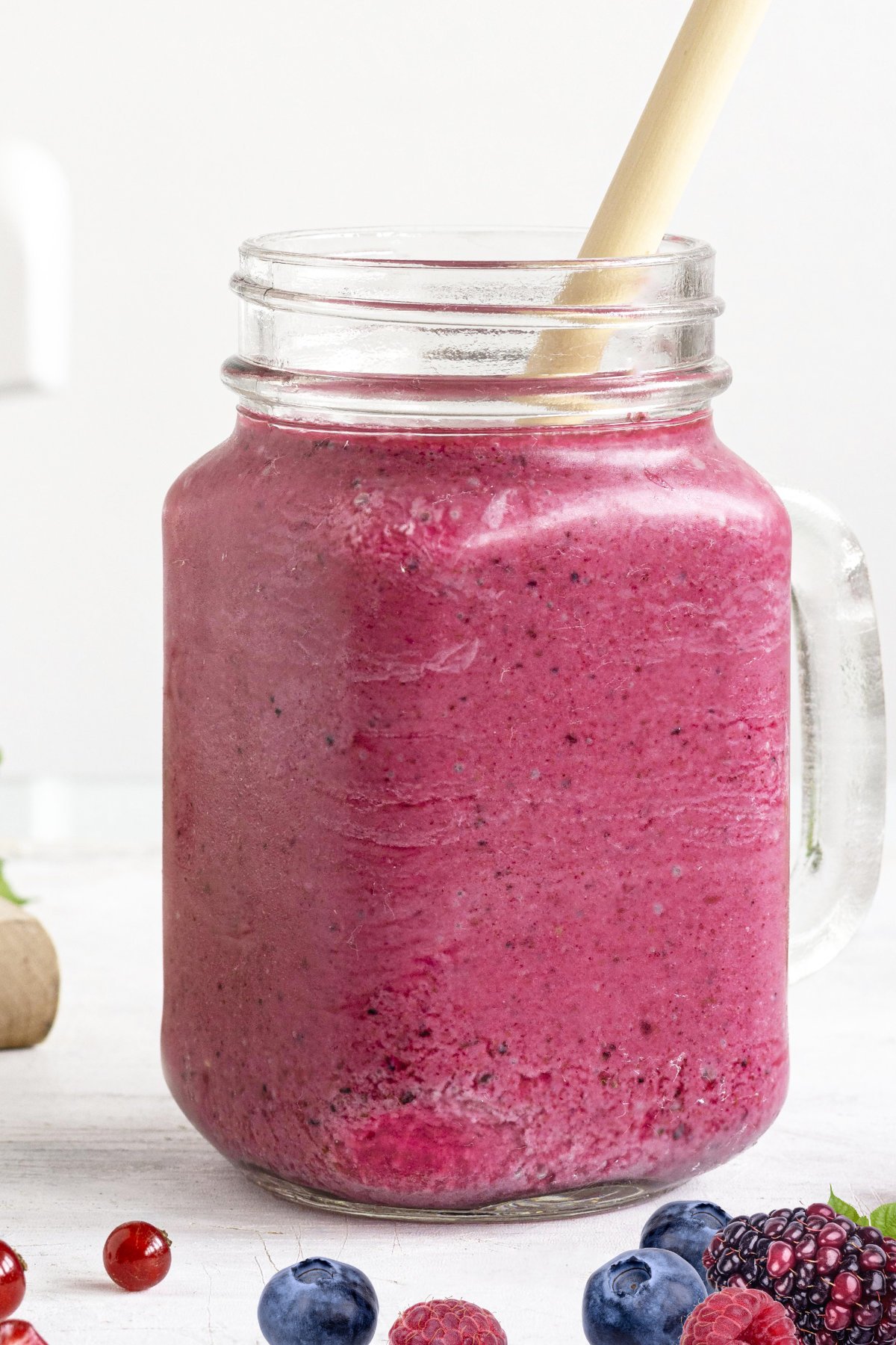 Cholesterol-Lowering Pomegranate Berry Smoothie
