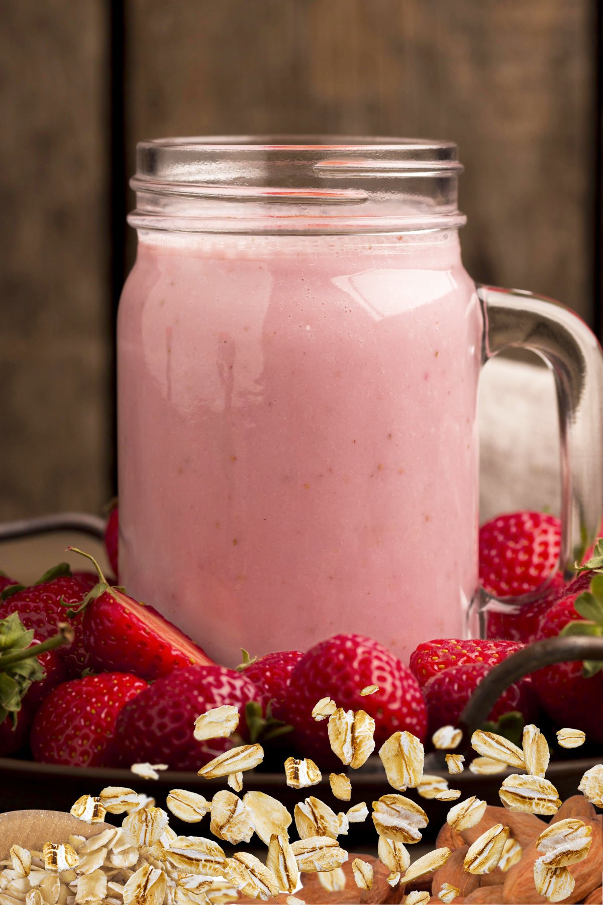 Cholesterol-Lowering Strawberry Oat Smoothie